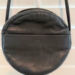 BAGGU Black Round Crossbody Bag
